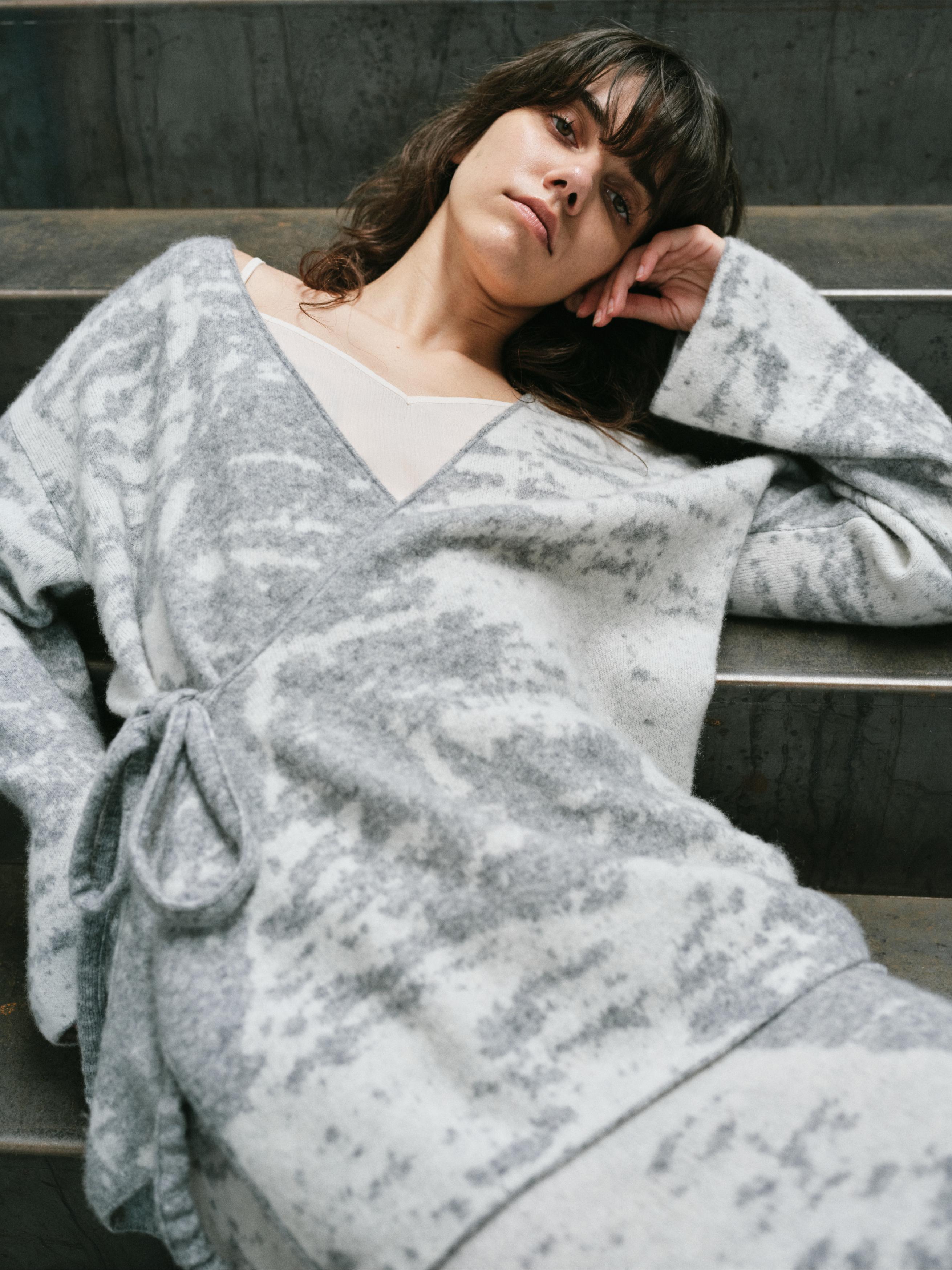 ABSTRACT JACQUARD TWO PIECE- WRAP COATIGAN