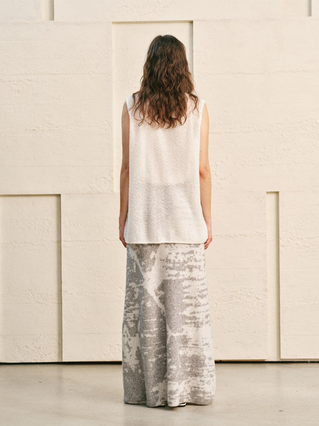 LOOP KNIT OPEN FRONT SLEEVELESS VEST