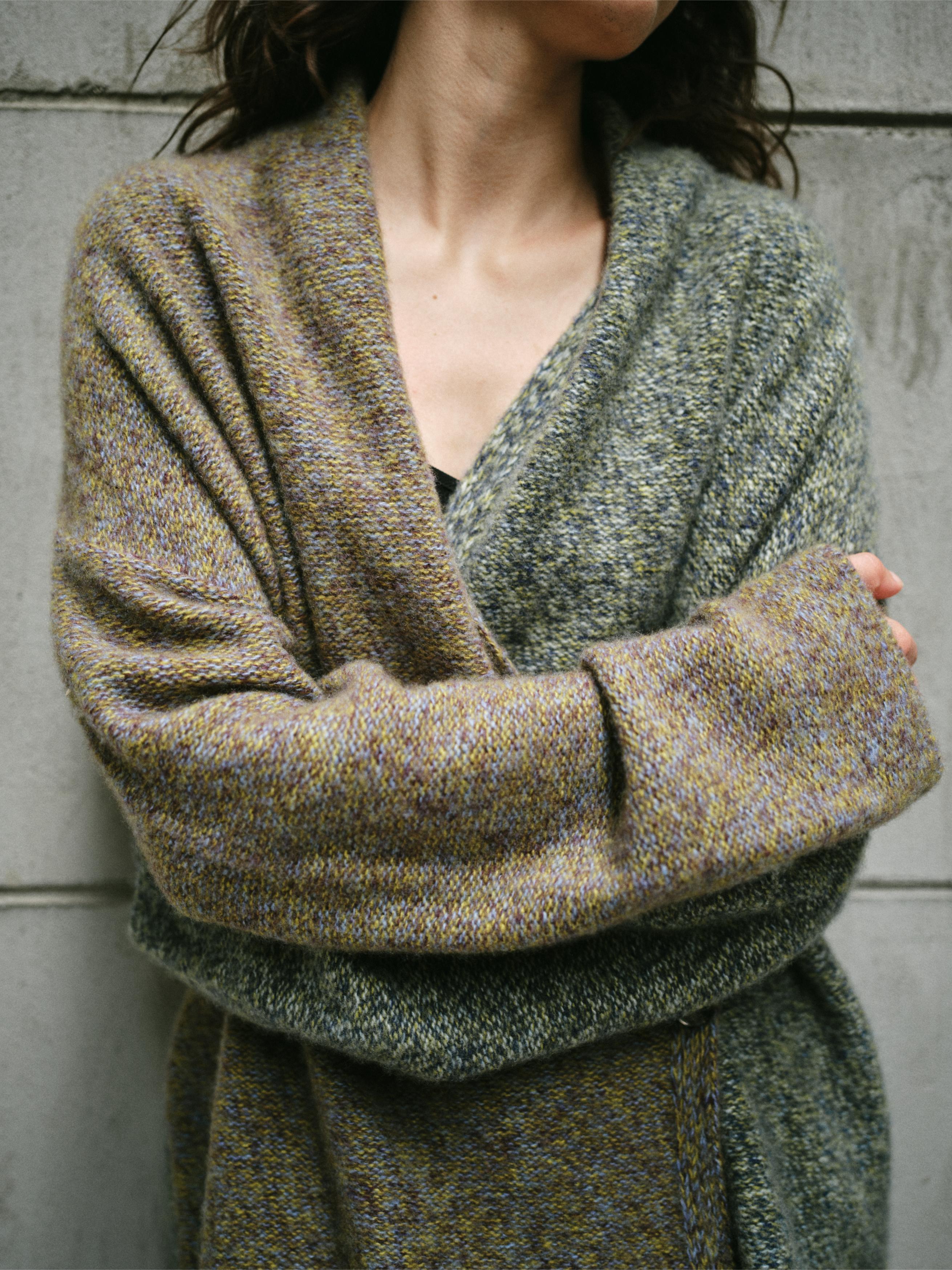 TURQUOISE× AMETHYST MELANGE SPLIT-COLOR KNIT COATIGAN