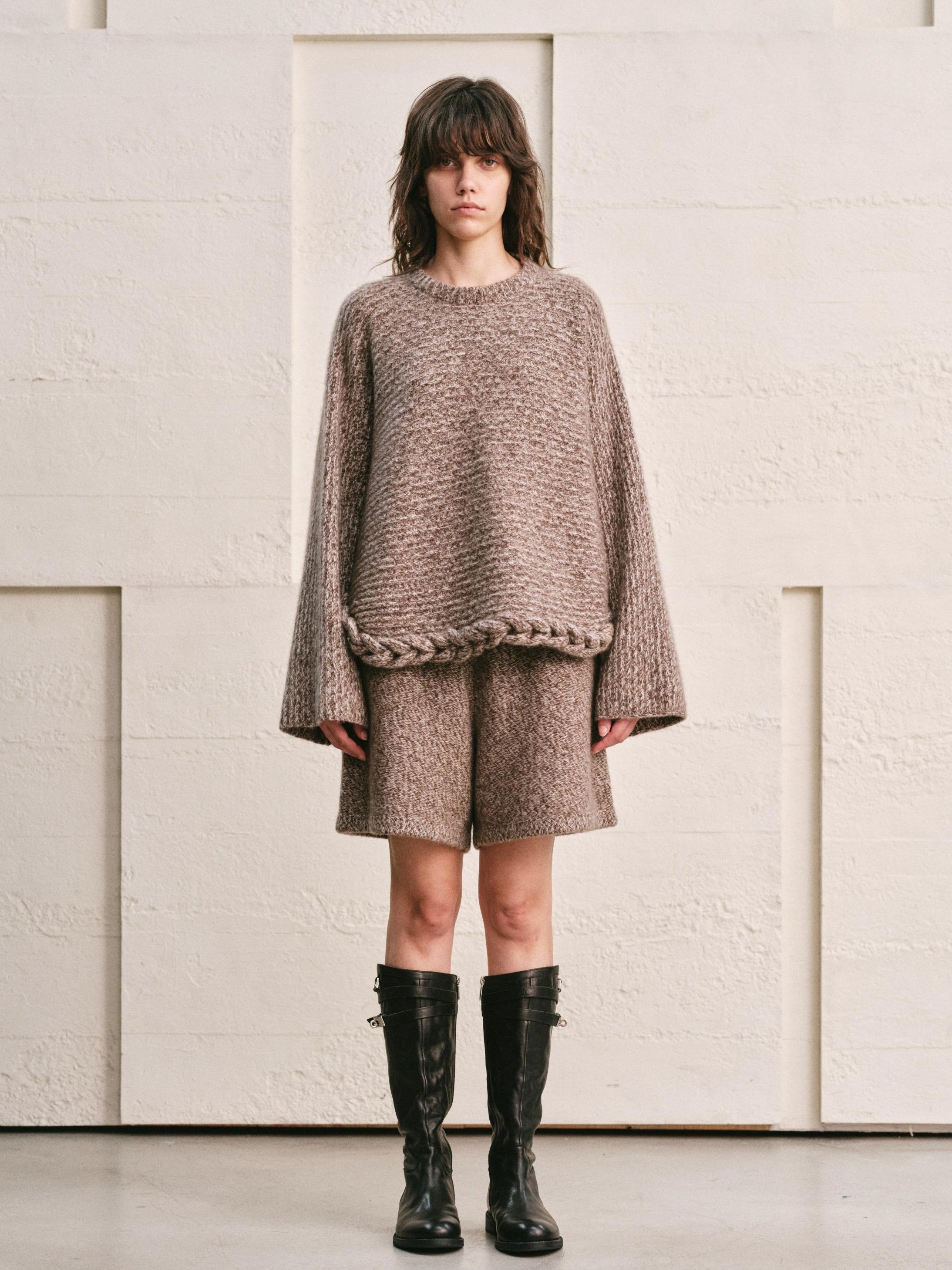 CABLE RIM CAPE TOP | HEATHER MOCHA