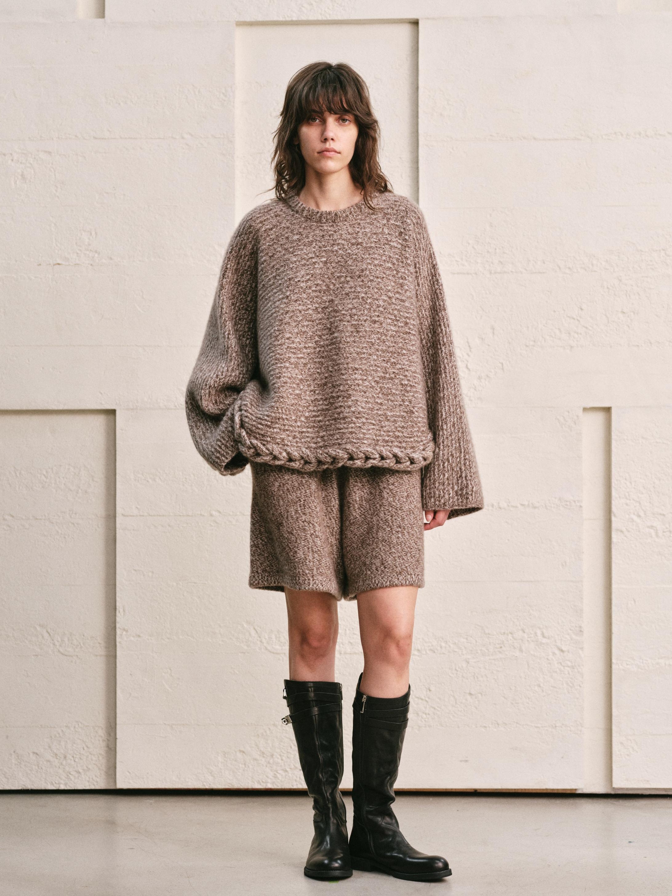 CABLE RIM CAPE TOP | HEATHER MOCHA