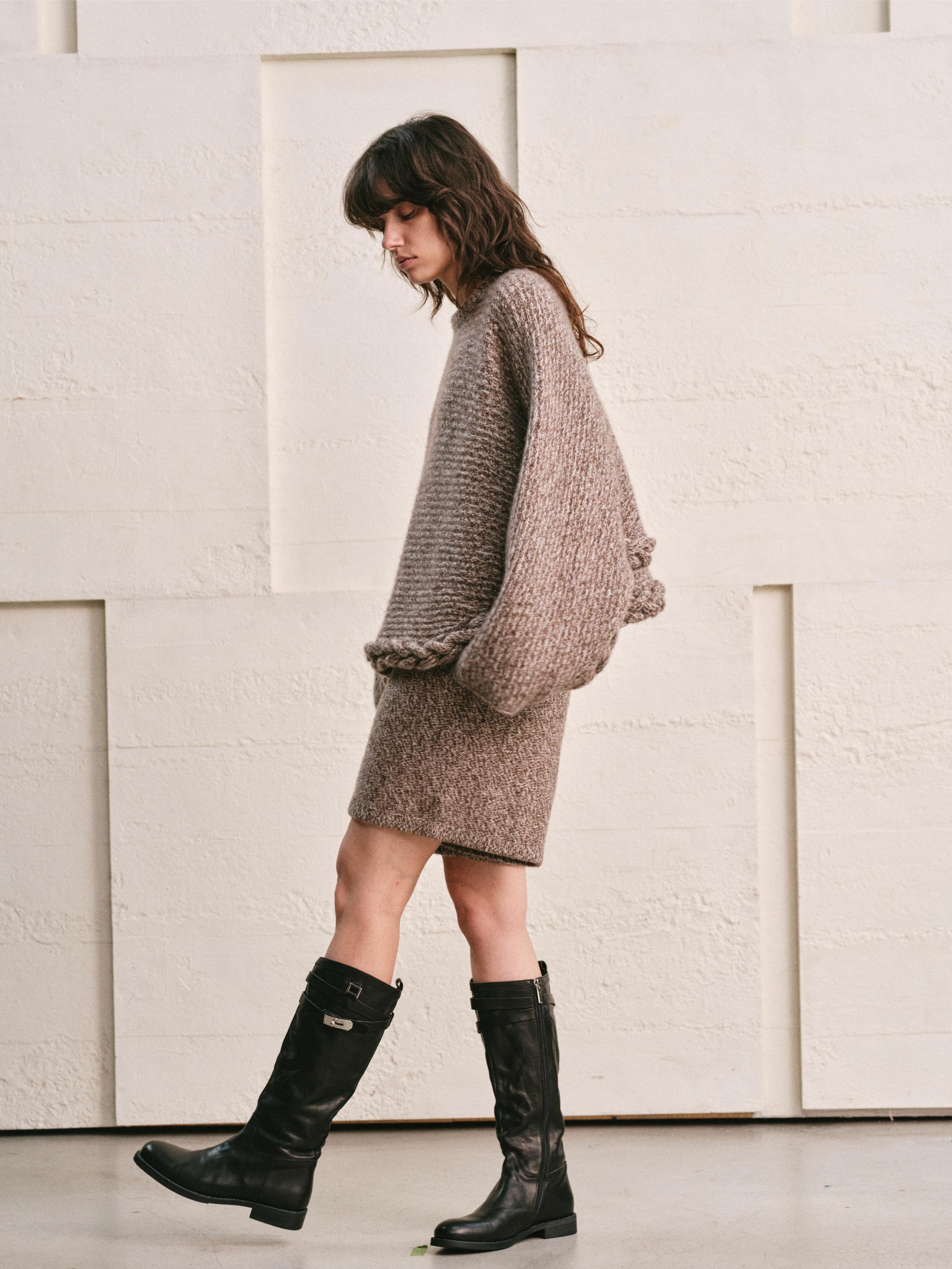 CABLE RIM CAPE TOP | HEATHER MOCHA