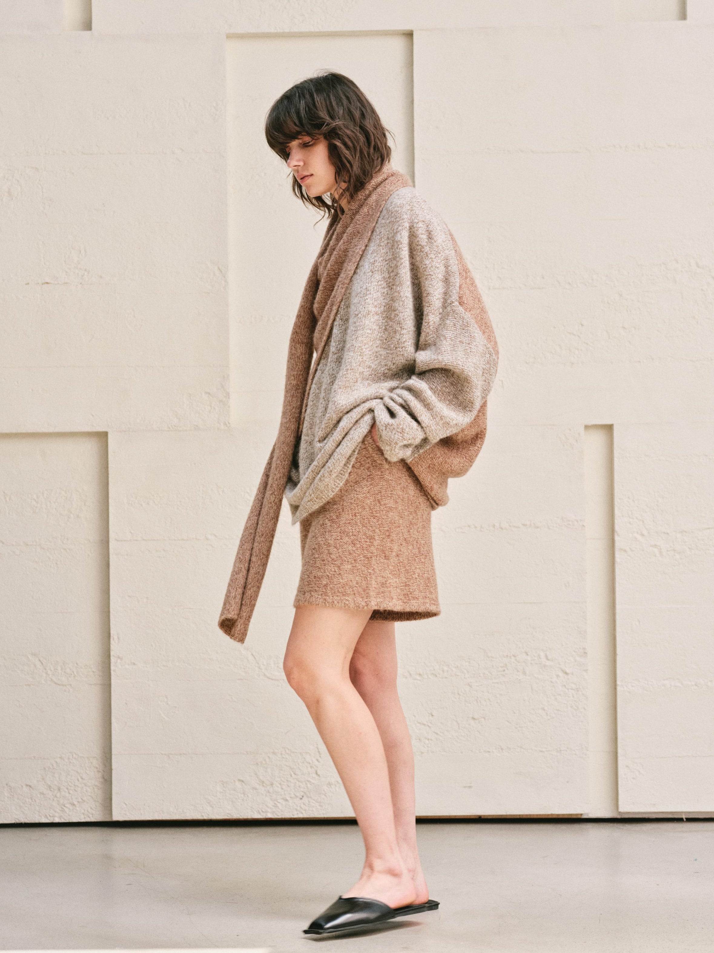 TWO TONE SPLIT COLOR MELANGE KNIT WRAP TOP