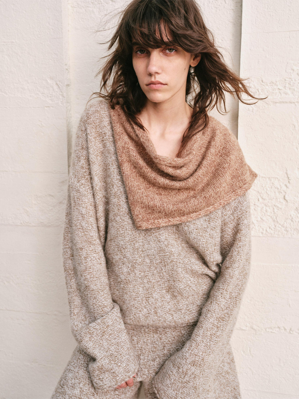 OATMEAL-MOCHA MELANGE KNIT WRAP CROP TOP