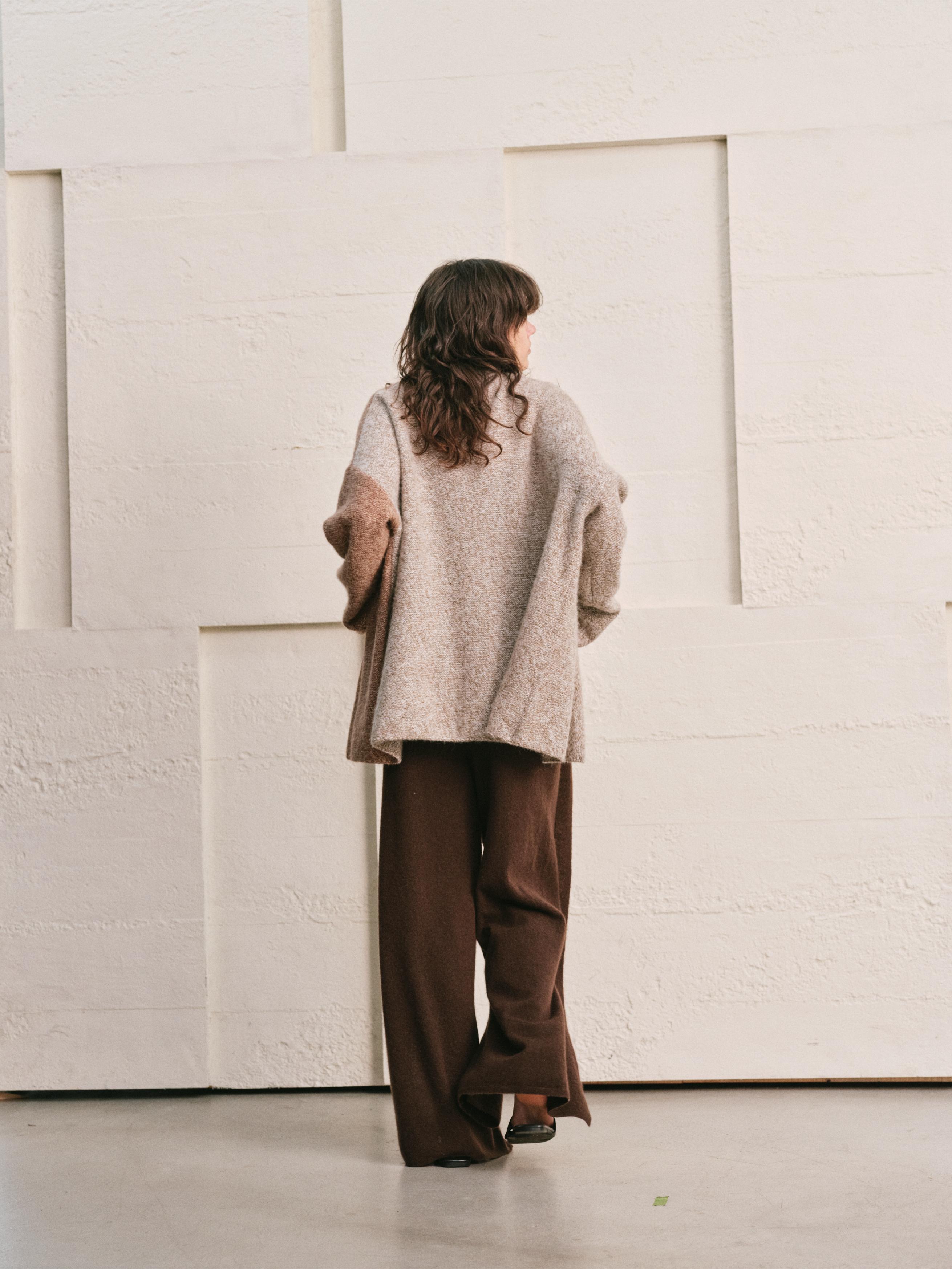 TWO TONE SPLIT COLOR MELANGE KNIT CARDIGAN