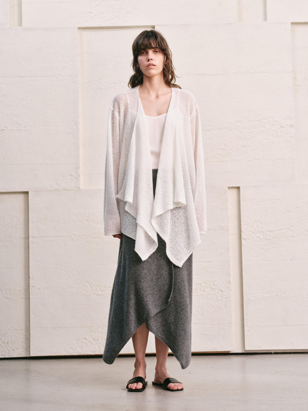 LOOP KNIT CASCADE DRAPE CADIGAN- WHITE
