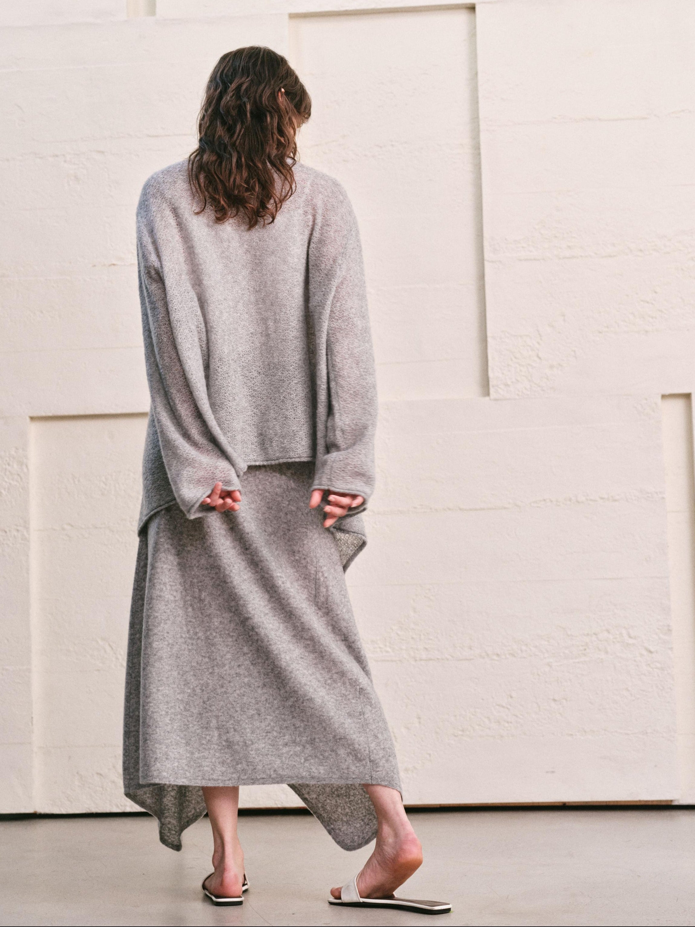 LOOP KNIT CASCADE DRAPE CADIGAN- GREY