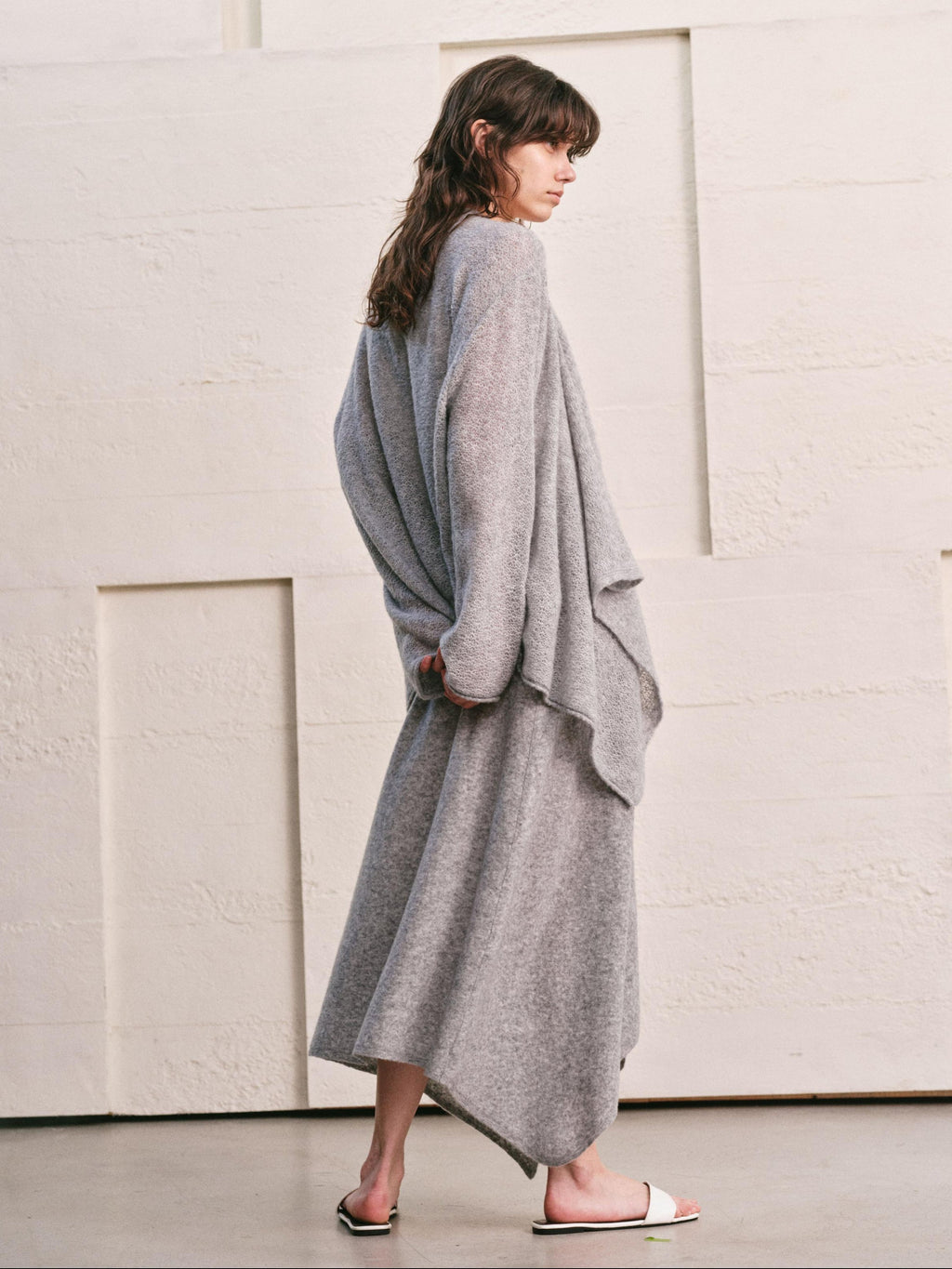LOOP KNIT CASCADE DRAPE CADIGAN- GREY