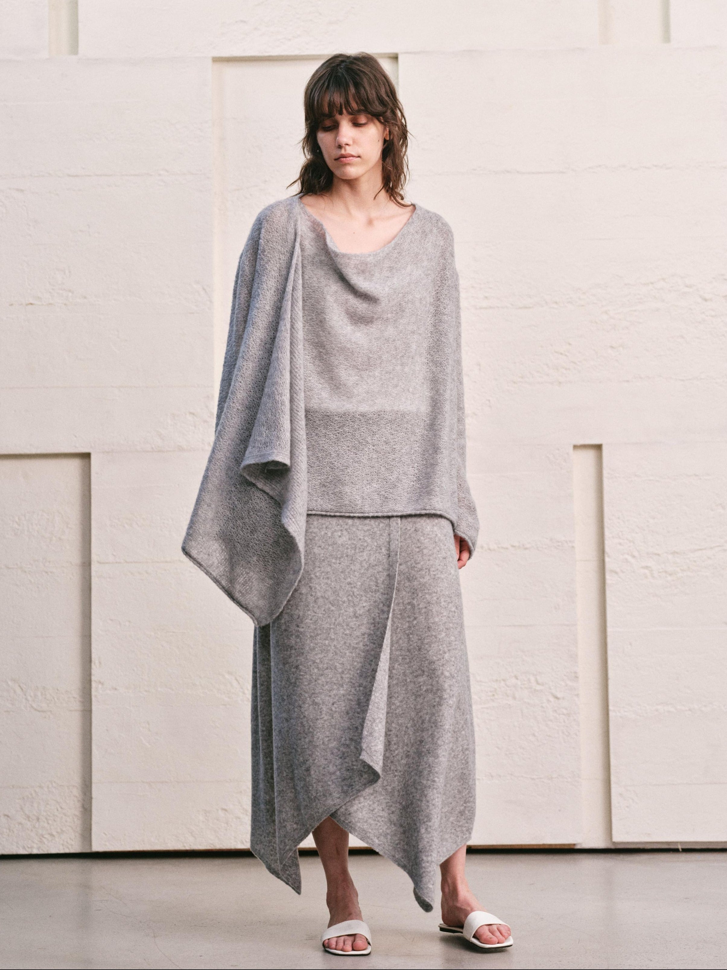 LOOP KNIT CASCADE DRAPE CADIGAN- GREY