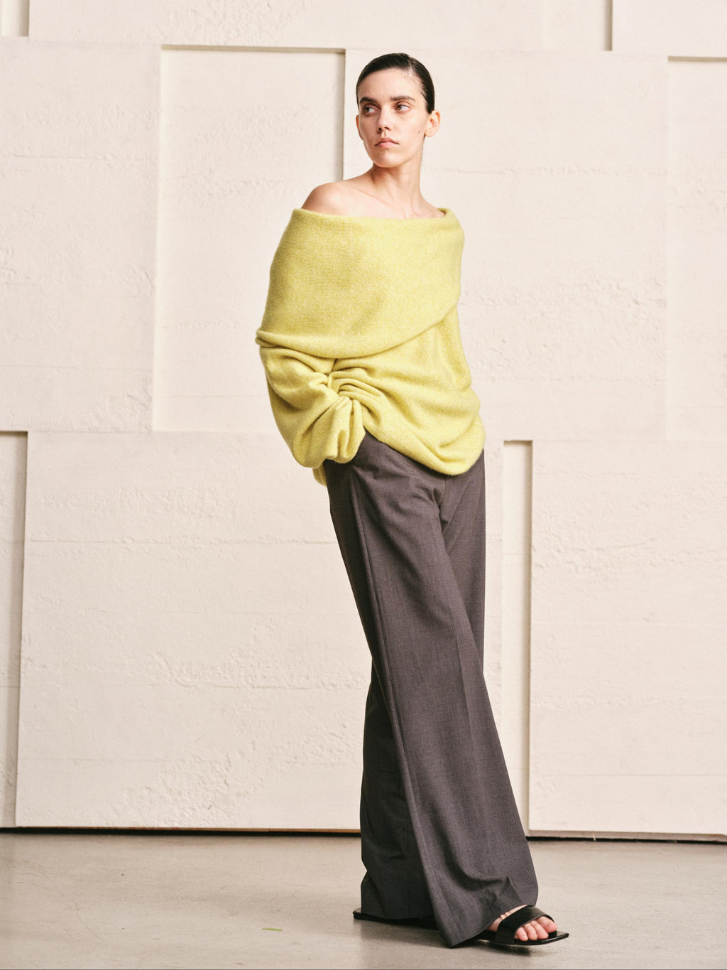 OVERSIZED LAPEL TOP | SOFT CITRON