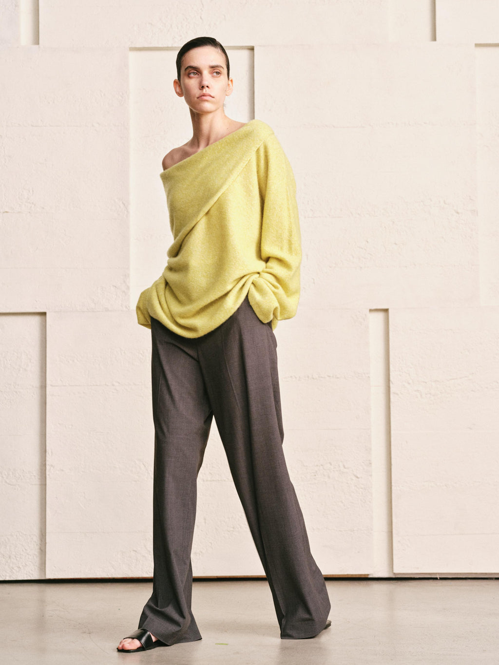 OVERSIZED LAPEL TOP | SOFT CITRON