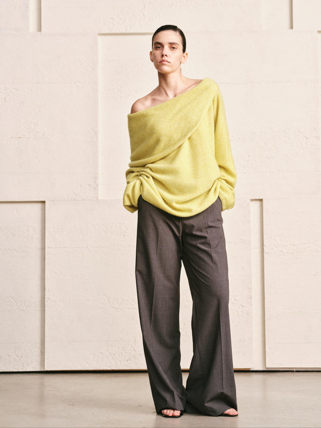 OVERSIZED LAPEL TOP | SOFT CITRON