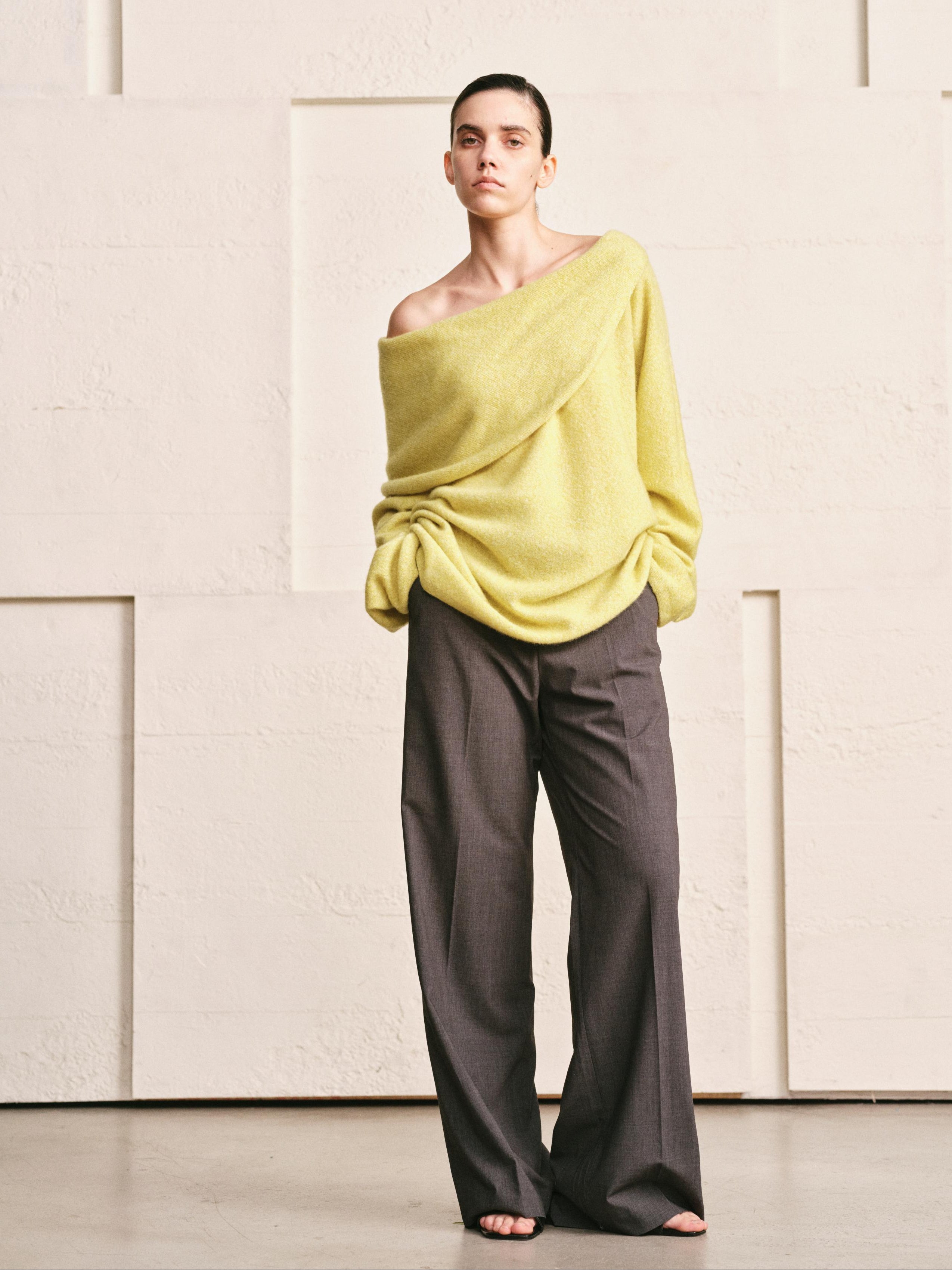 OVERSIZED LAPEL TOP | SOFT CITRON