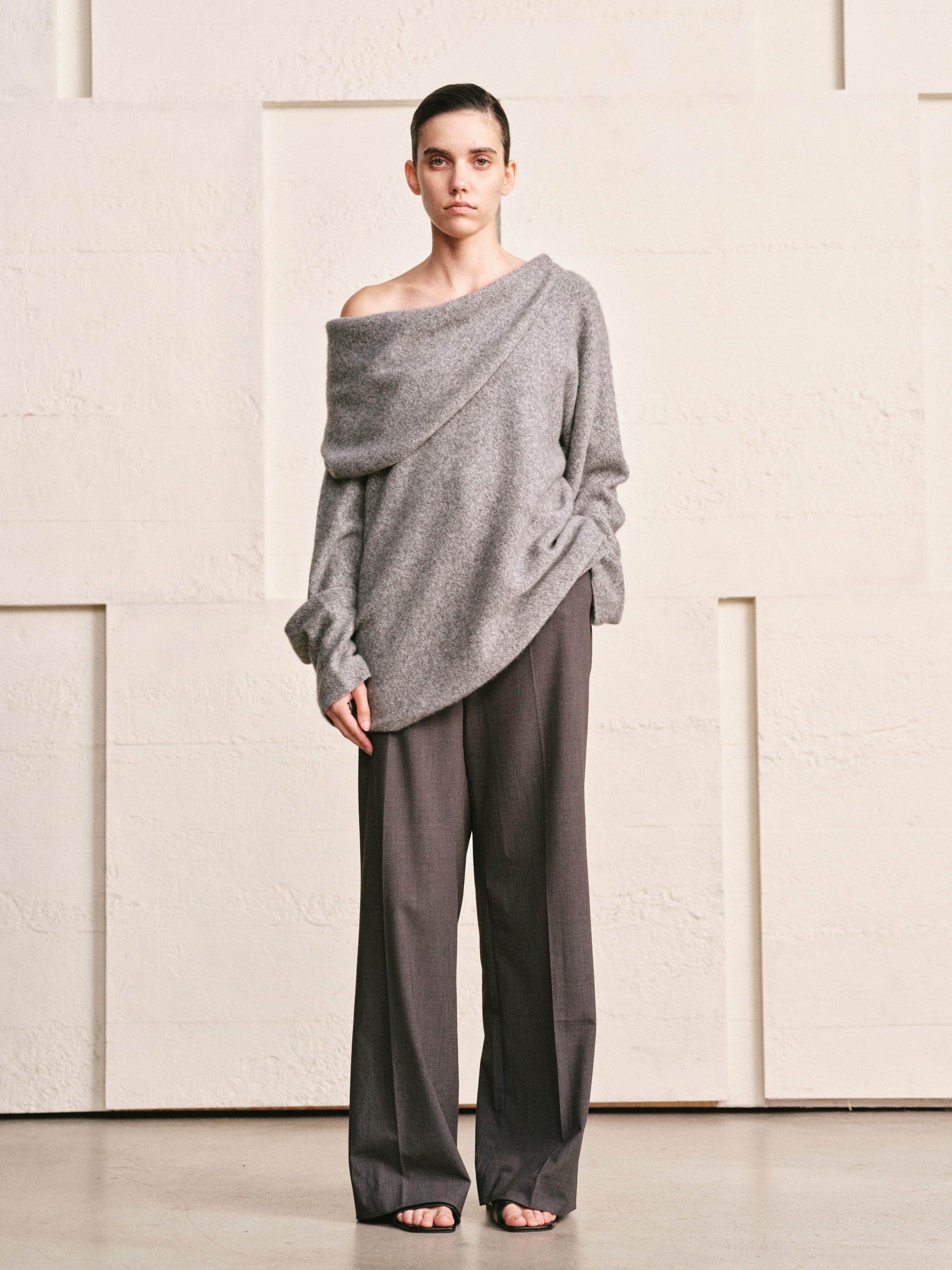 OVERSIZED LAPEL TOP | HEATHER GREY