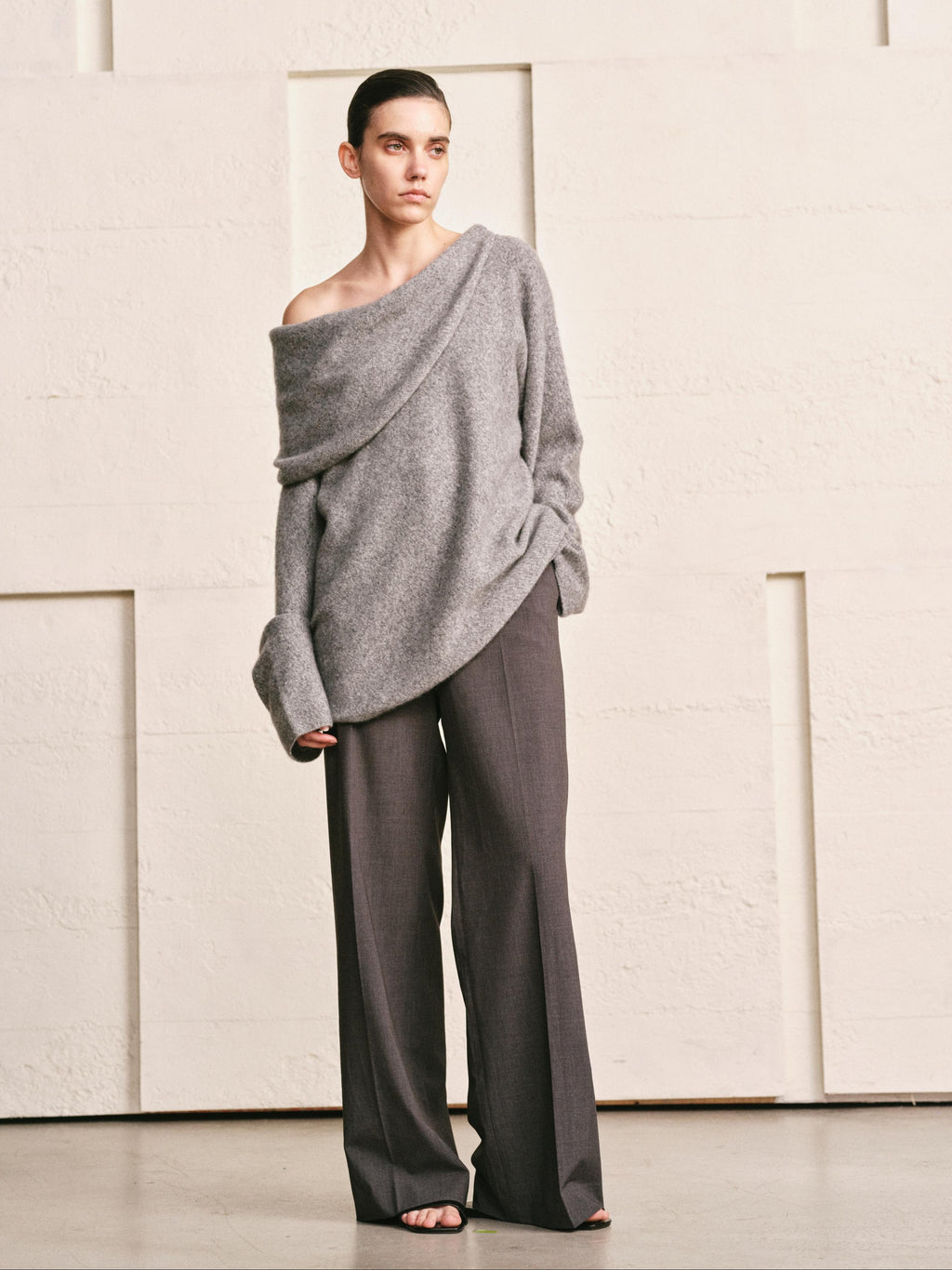 OVERSIZED LAPEL TOP | HEATHER GREY