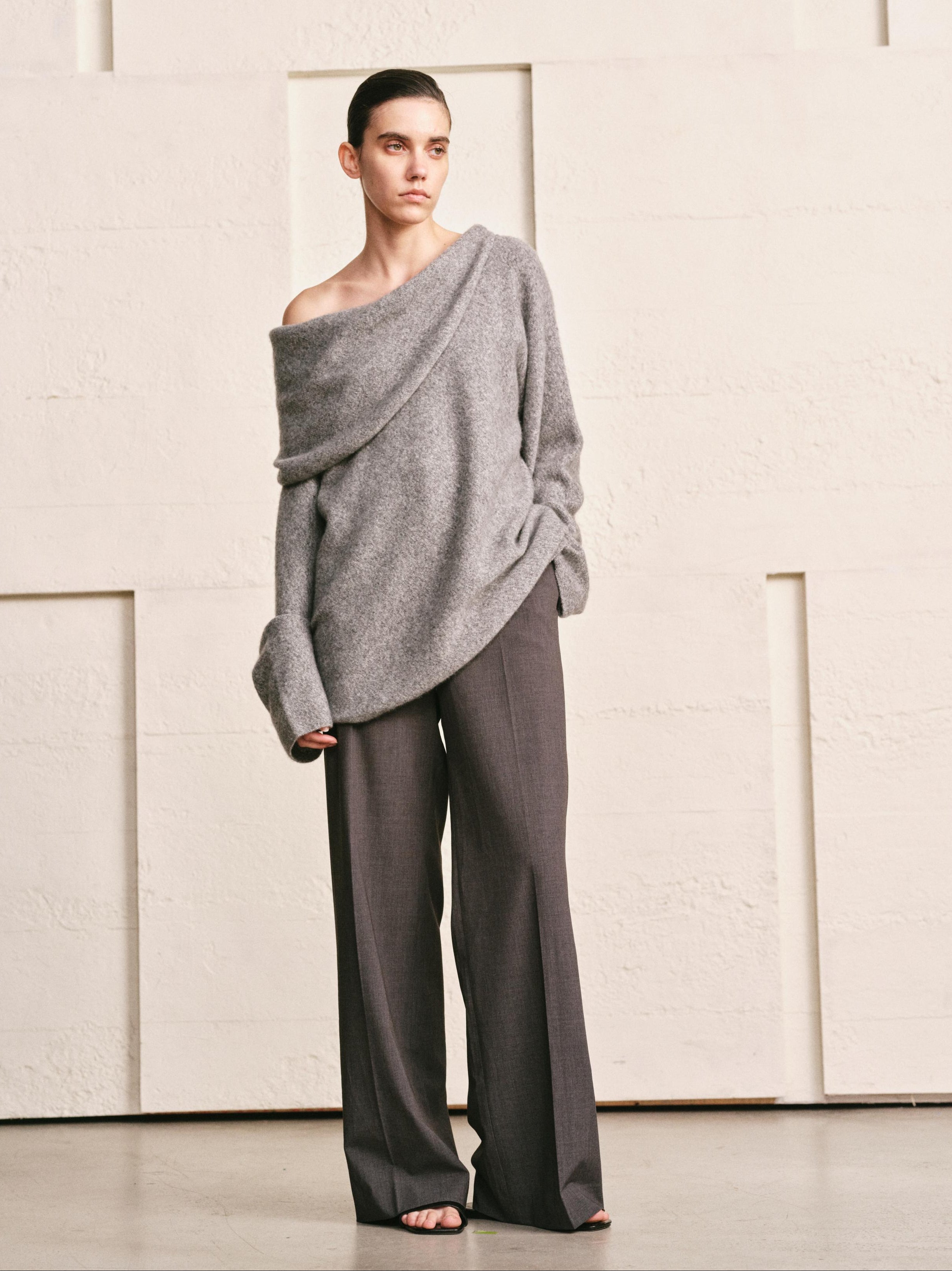 OVERSIZED LAPEL TOP | HEATHER GREY