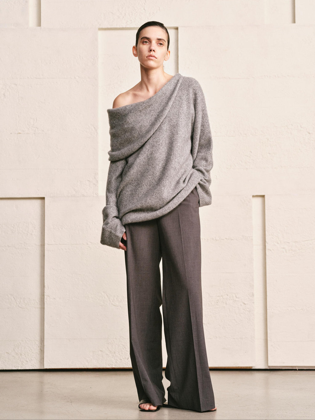 OVERSIZED LAPEL TOP | HEATHER GREY
